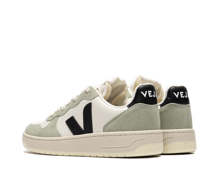 Veja | V-10 Leather